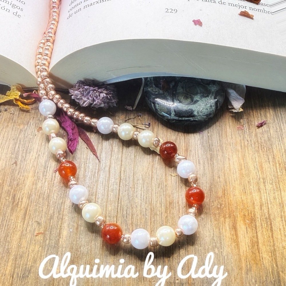 Alquimia Pearl and Red Bead Necklace